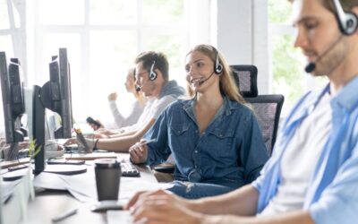 Bättre kundupplevelse i telefonkö med molnväxeln VoiceGo